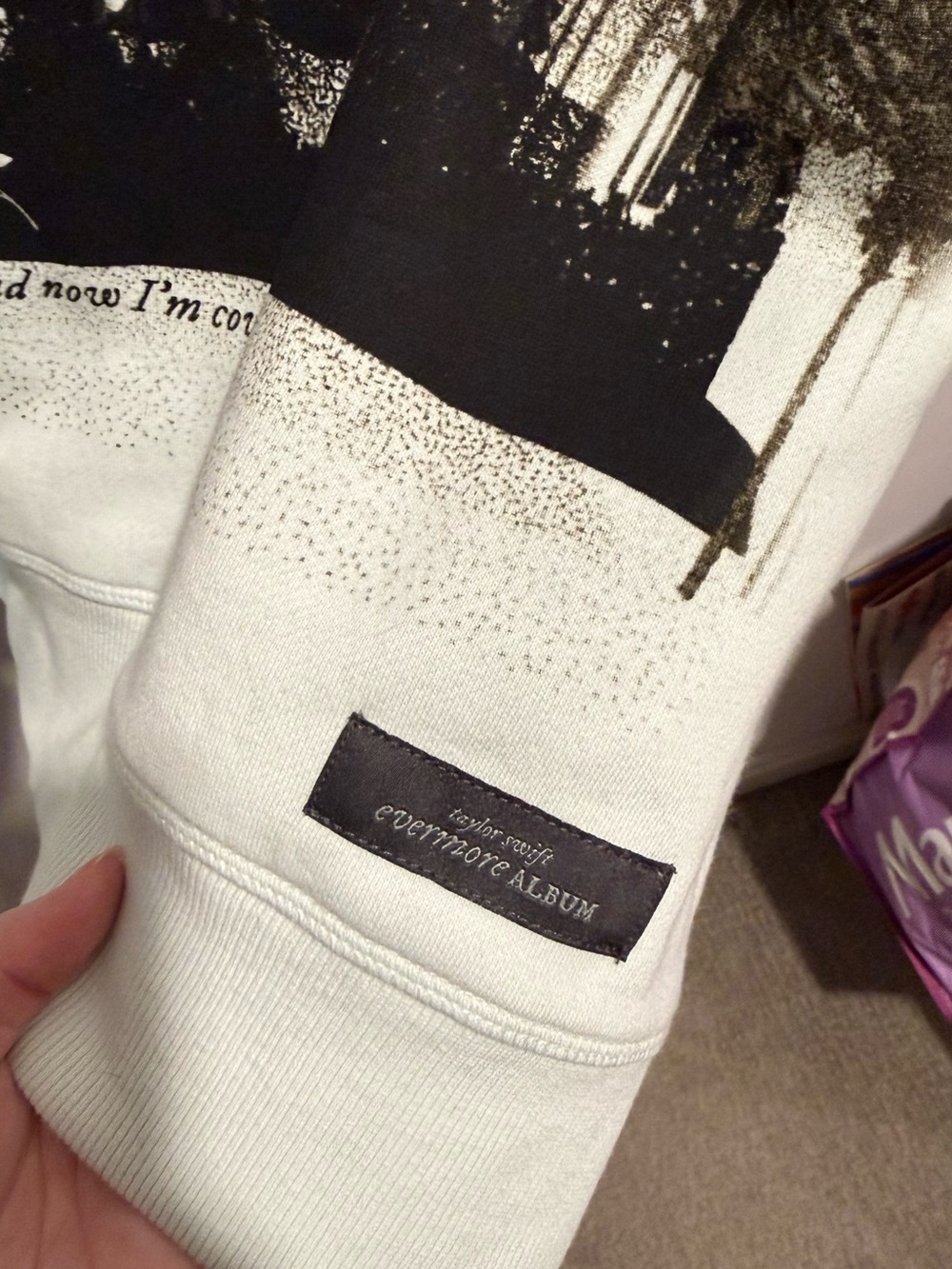 Taylor Swift - Evermore / Ivy Crewneck, 2XL - Picture 4 of 5